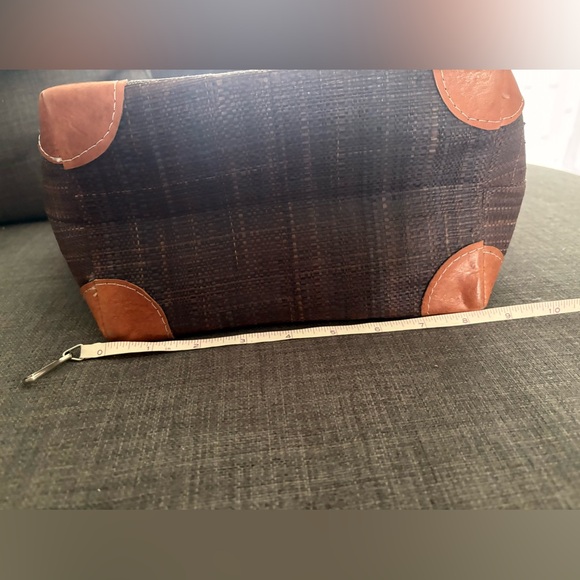 NWOT SheBoBo Two-Tone Brown and Cream Straw Tote Bag. Gorgeous - Picture 6 of 9